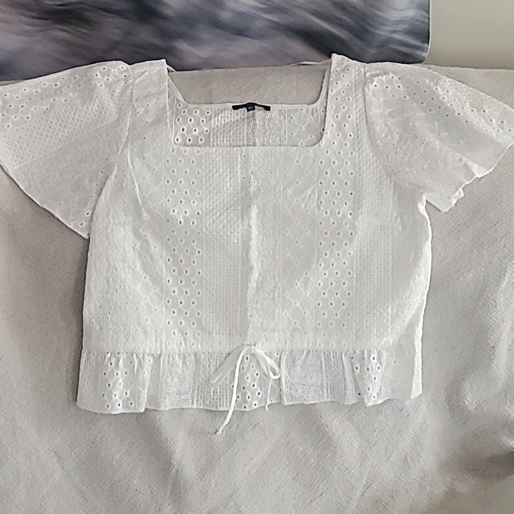 Kirious Lace Crop Top - Medium - White